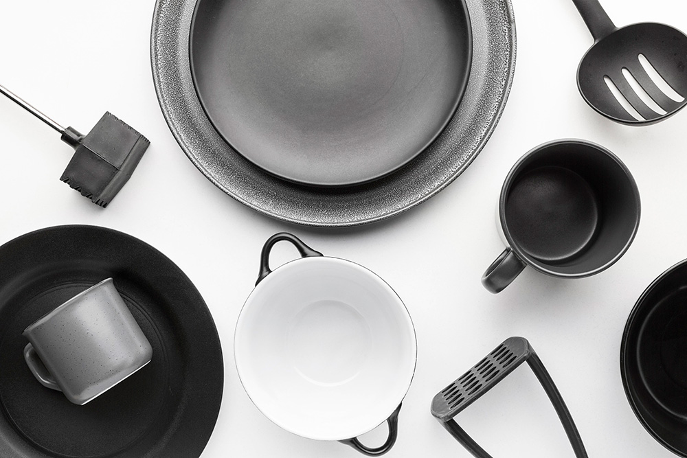 Different types of tableware in black color