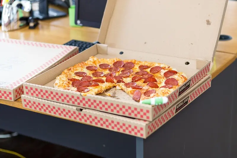 pizza packaging made of recycled materials